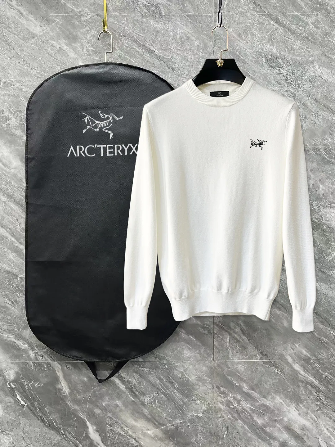 3 Premium Series Premium Factory Quality 、 、 ： Black White Sizes：M L XL 2XL 3XL